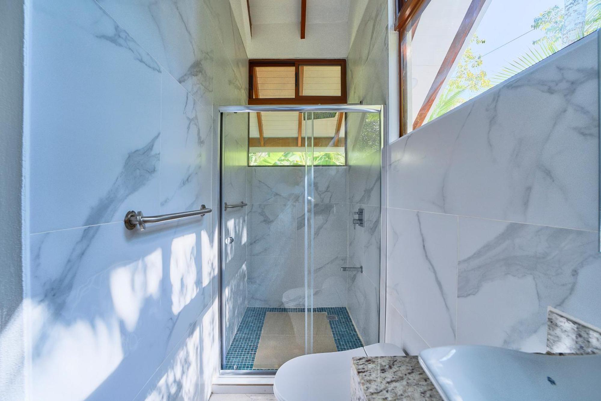 Casa Coki - Modern Villa Pool Steps From The Beach Puerto Viejo de Talamanca Exterior photo