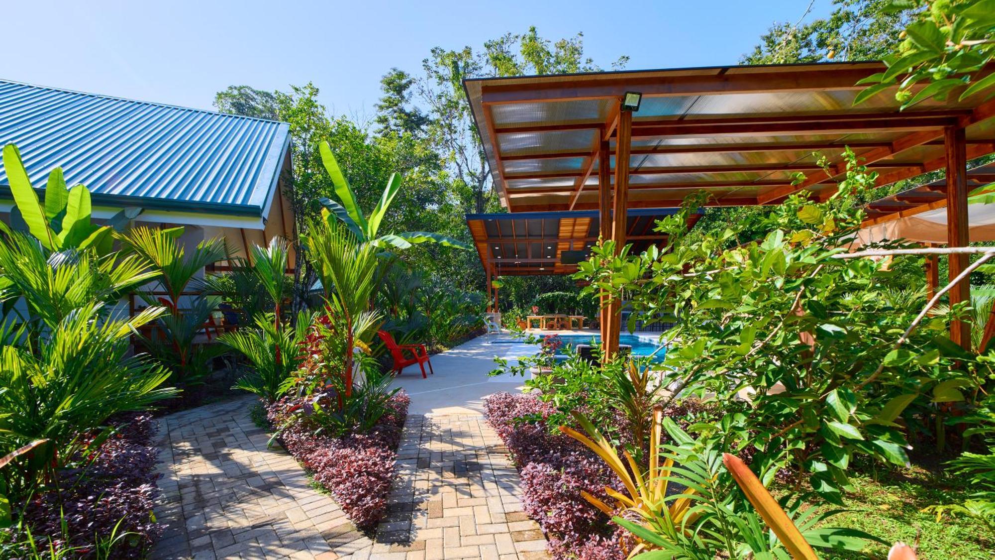 Casa Coki - Modern Villa Pool Steps From The Beach Puerto Viejo de Talamanca Exterior photo